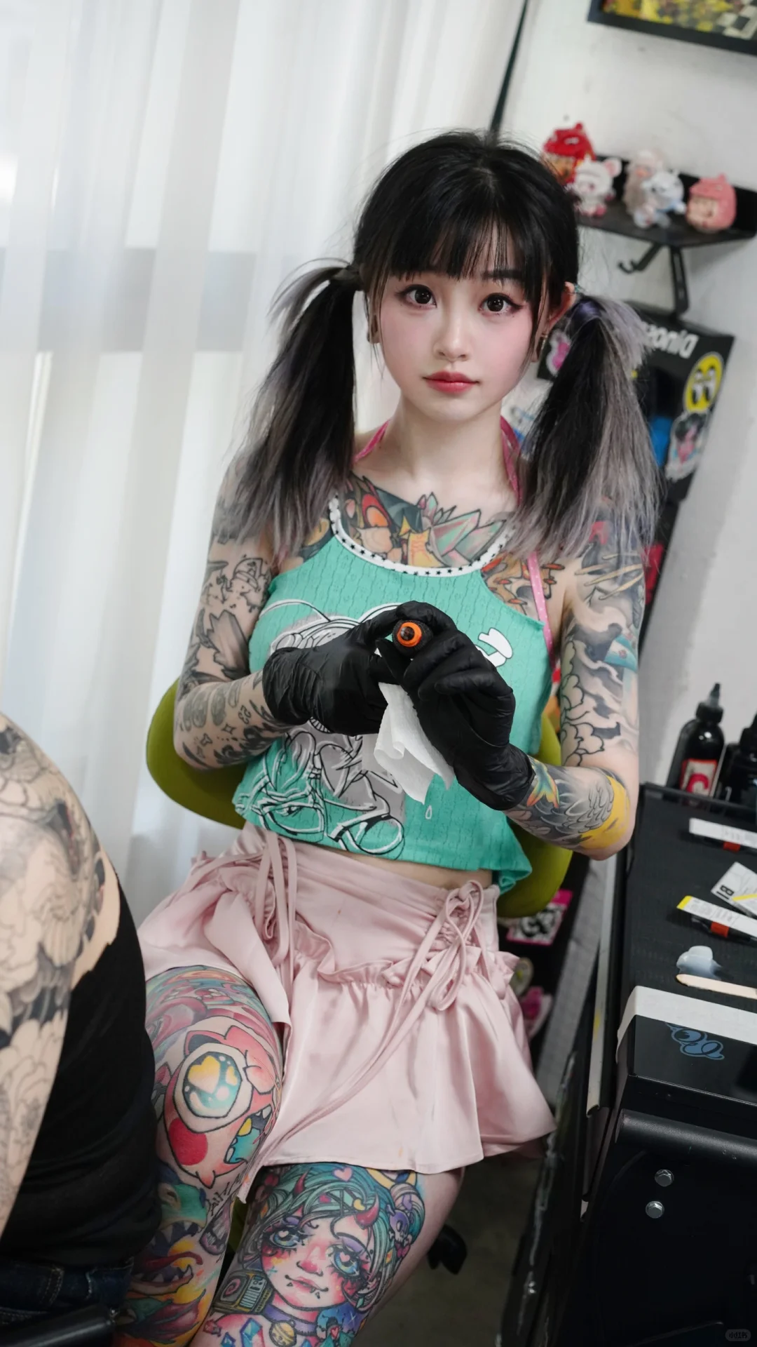 素人长这样能做自媒体吗40岁也爱穿卡通背心
