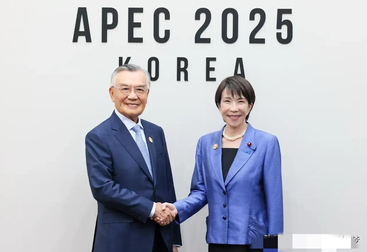 日本首相高市早苗icon做法，令国人生气！
 
据悉，日本首相高市早苗11月1日