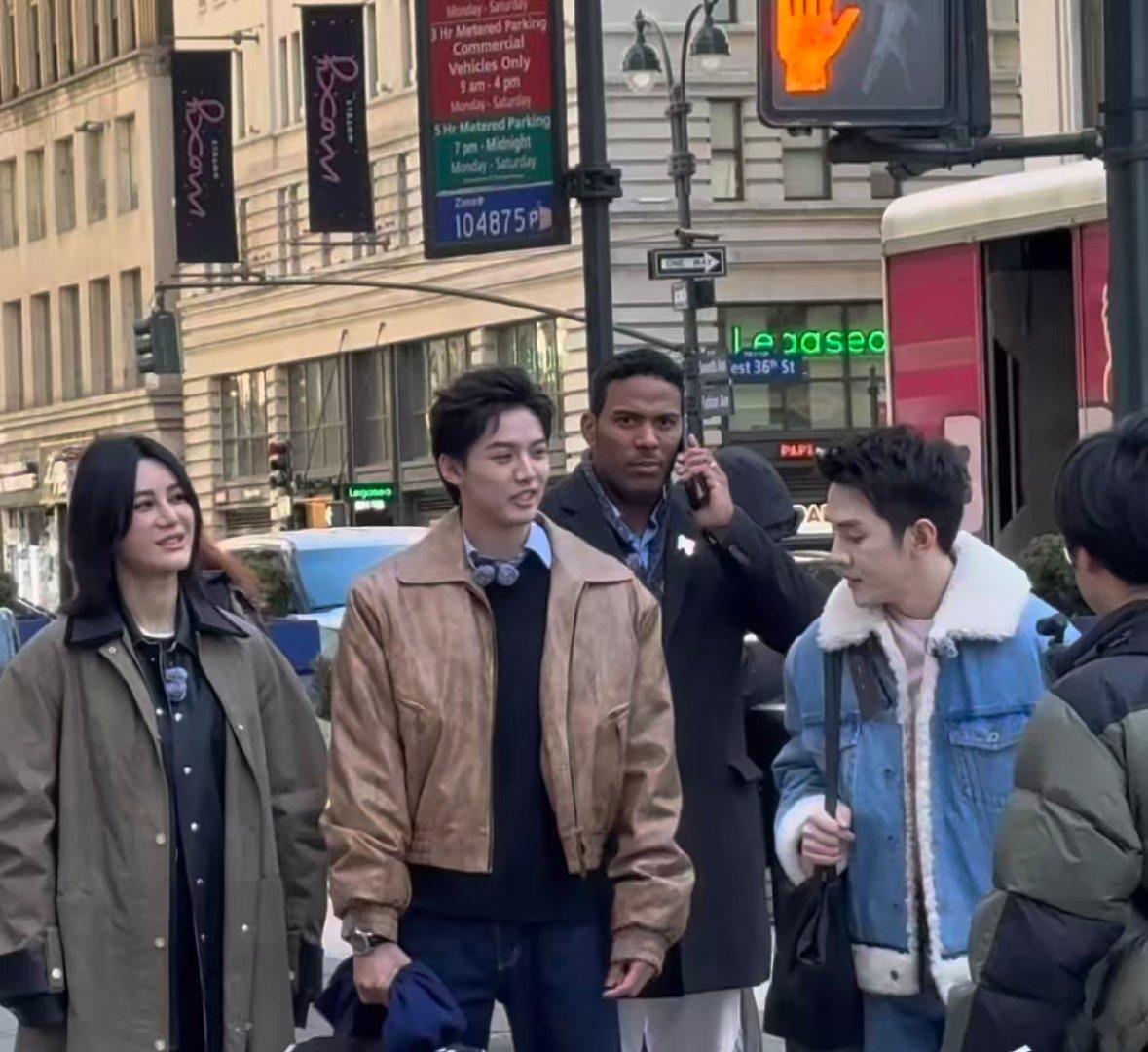 尚雯婕李佳琦三搭尚雯婕李佳琦再度搭档碰撞新思路，不只顾眼前开店目标，提前为节目后