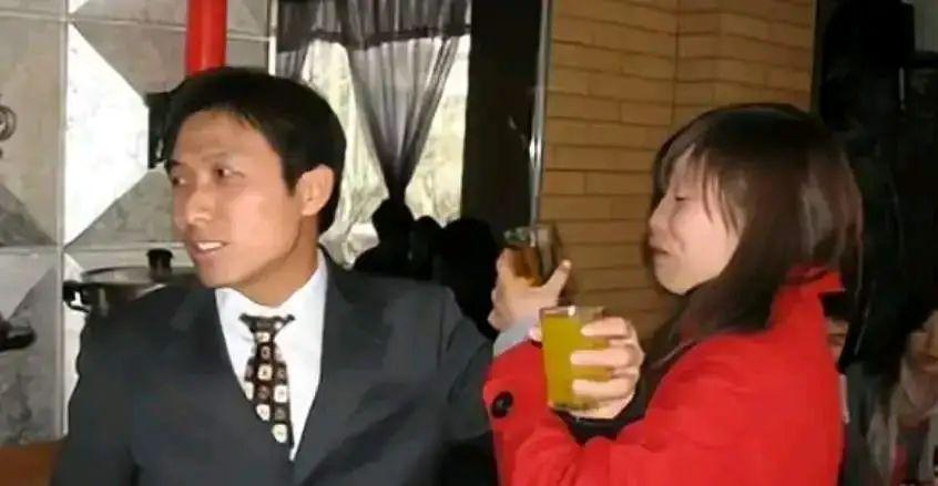 2007年，北大律师不顾家人反对，执意娶毁容的贵州山村女孩,17年过去了，两人怎