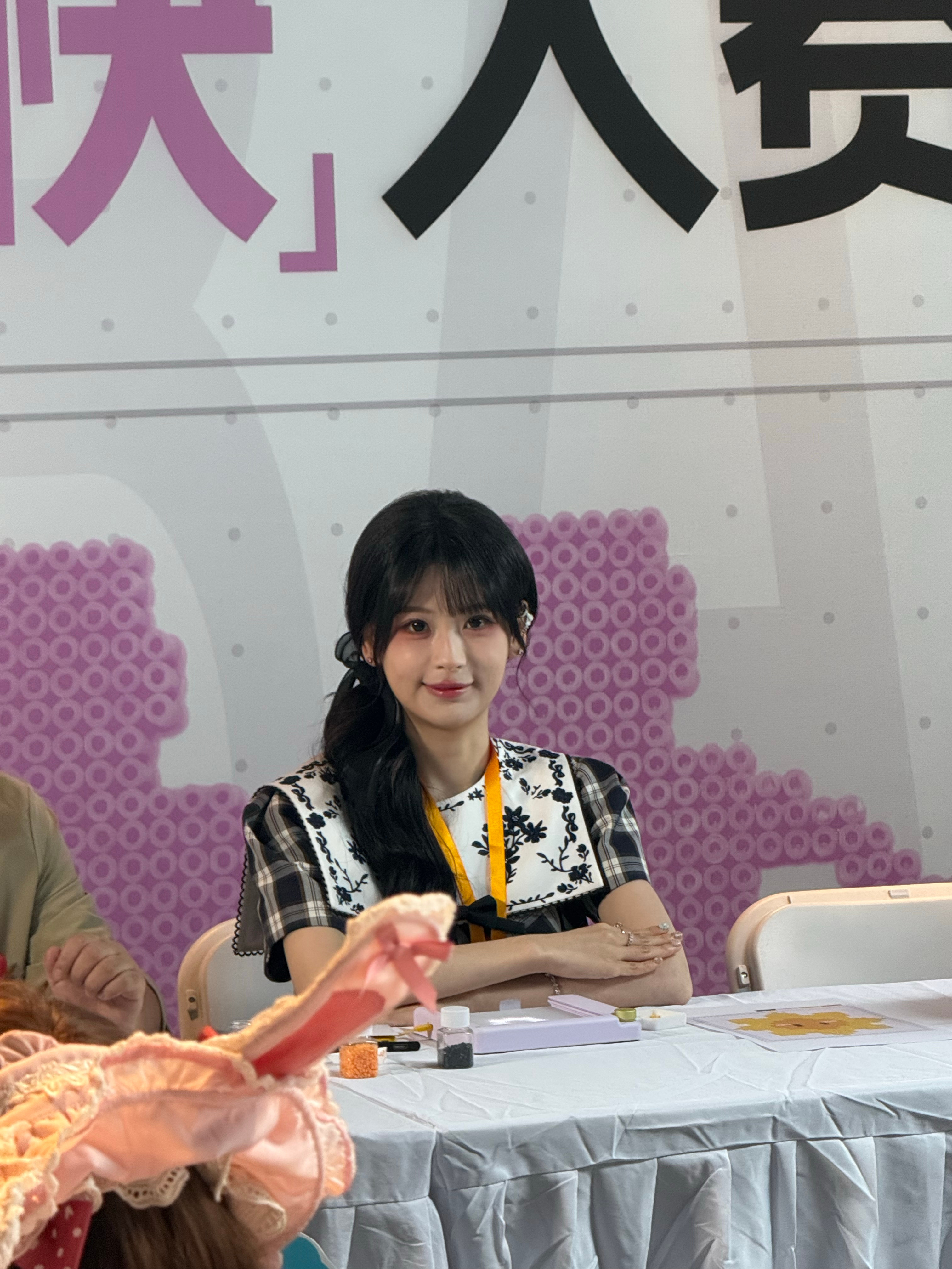 去玩拼豆啦～还遇见一个萌萌的小晴 