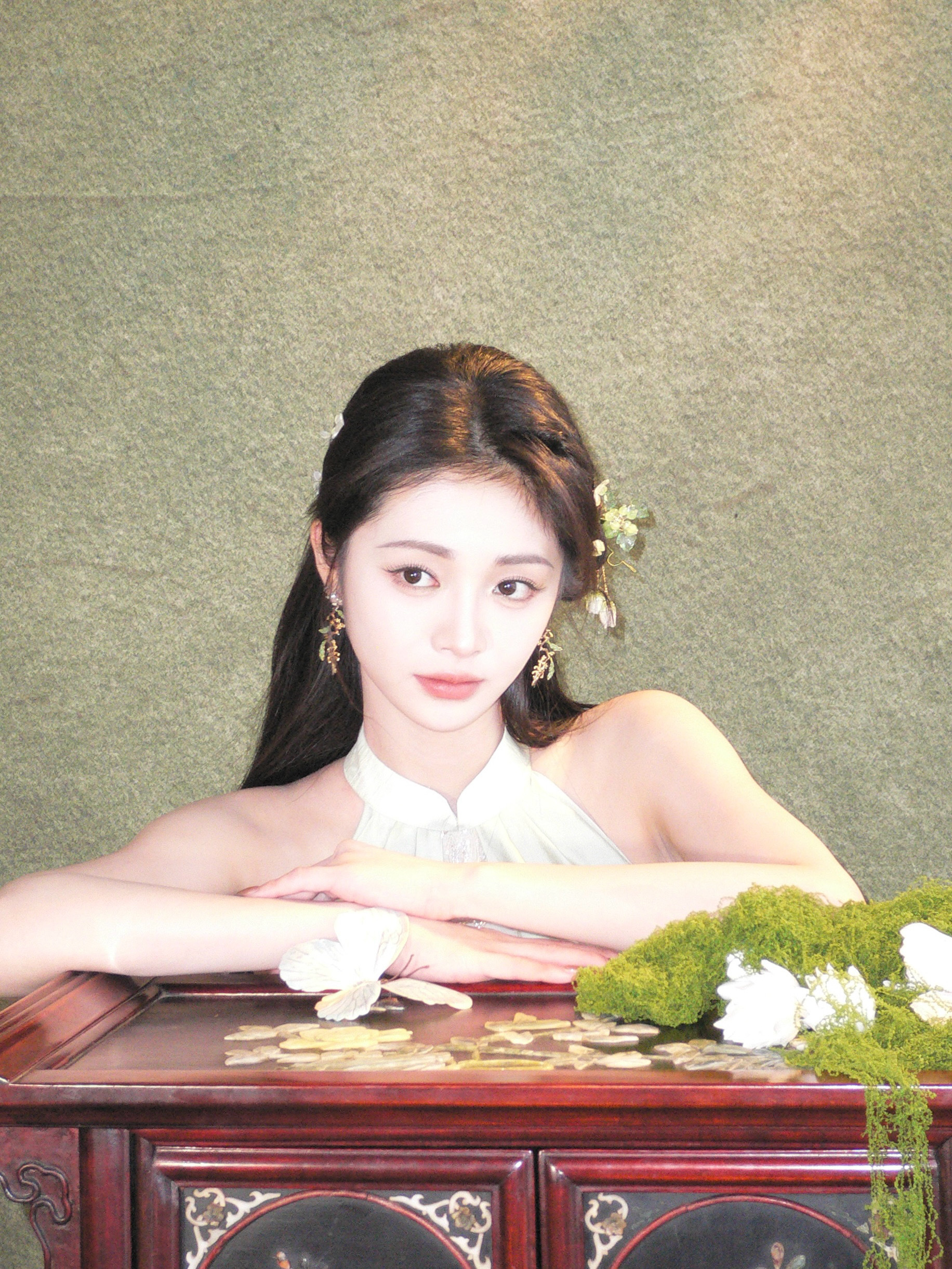 周洁琼 ​​​