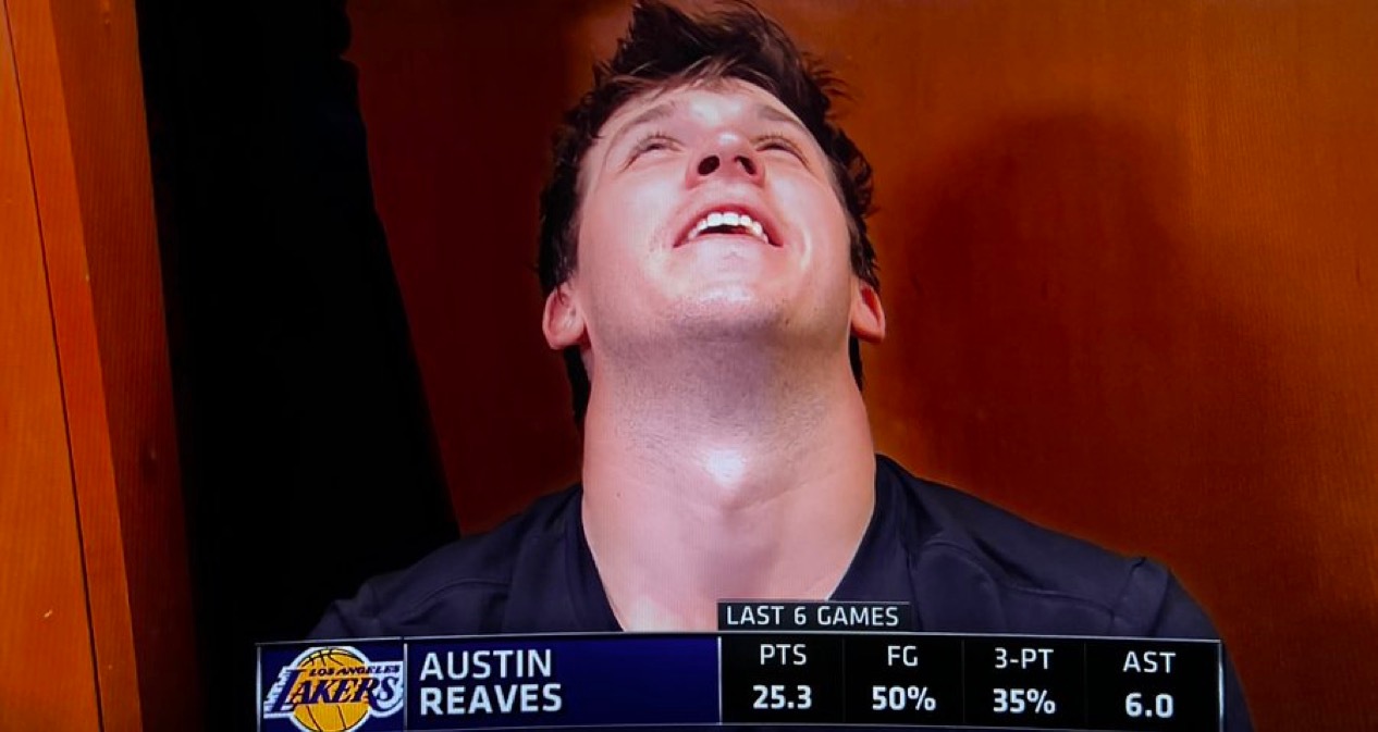 里夫斯谈两天后继续对阵火箭：“希望下一场比赛我能多投进几个球。” 