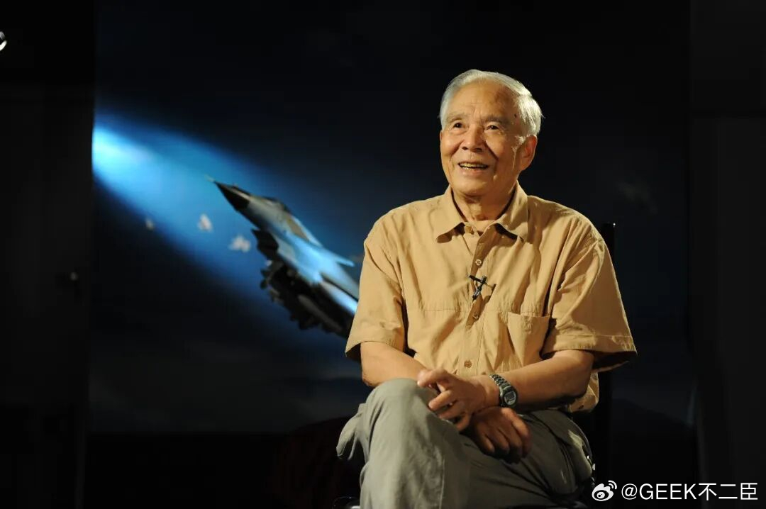 歼10总师不想让国家挨打就这一句 “不想让国家再挨打”，藏着一代航空人半生的孤勇