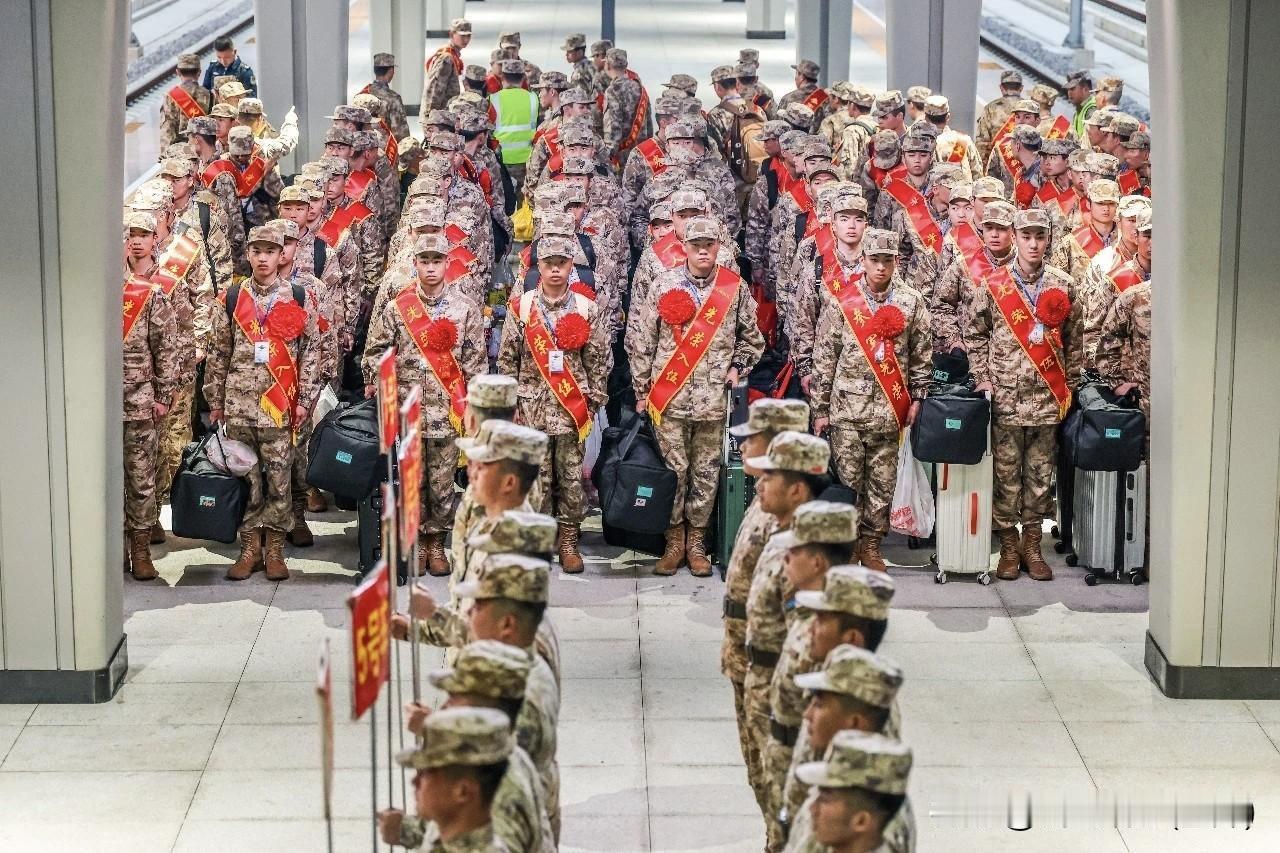 聊聊当兵那些事铁打的营盘，流水的兵。26年空降新战友来了！军营新兵 湖北新兵 空