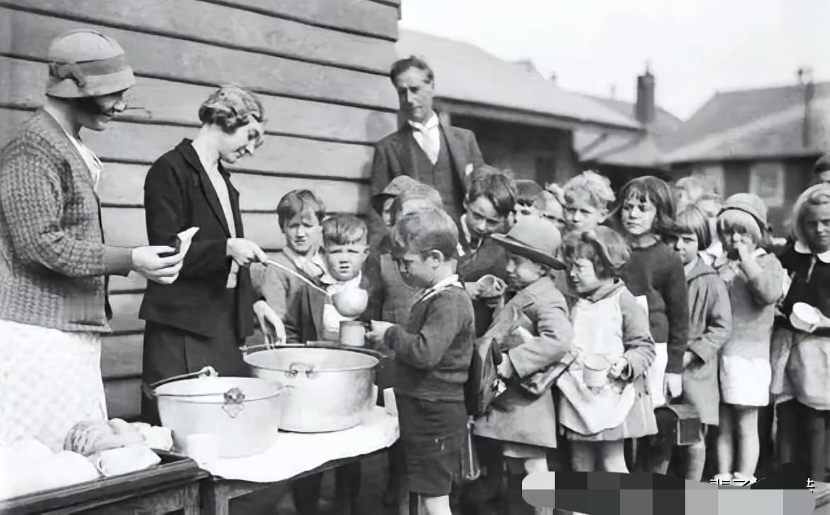 一个小小的荷兰！
竟敢对中国企业下
​荷兰这波操作太离谱了！
荷兰限制安世控股一
