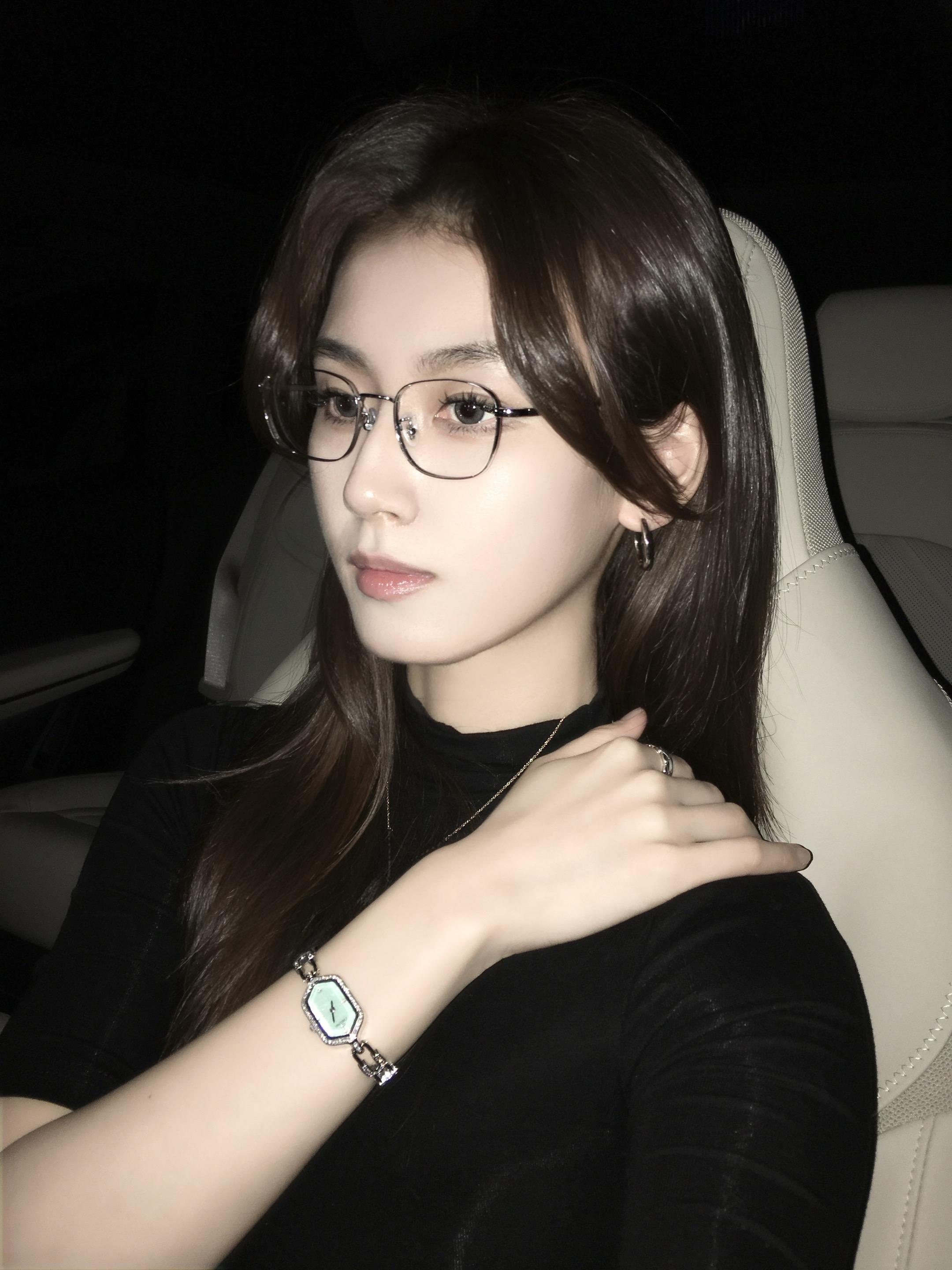 不听建议 只做自己。