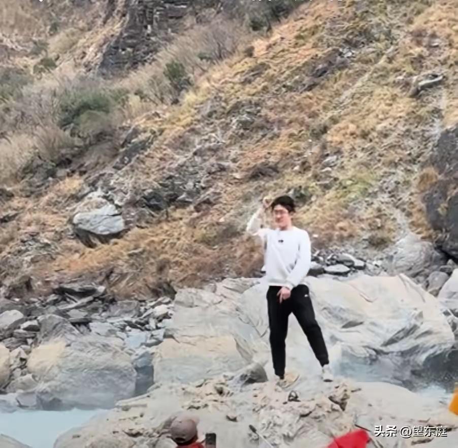 悲痛！在虎跳峡落水的29岁男子遗体被找到了！他是山东枣庄人，之所以去云南是和女友