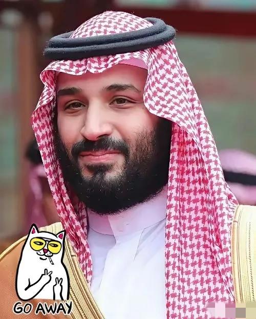 沙特国王宣布！
4月7日，沙特费萨尔国王专科医院宣布，成功完成全球首批单孔机器人