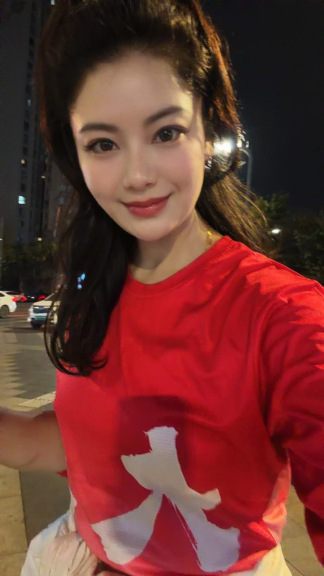 跑在自己的频道里， 随性且自由，简单且快乐。