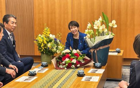 如果说日本此前还有幻想的话，那么这次彻底死心了，因为在3月8日当天，外交部长王毅