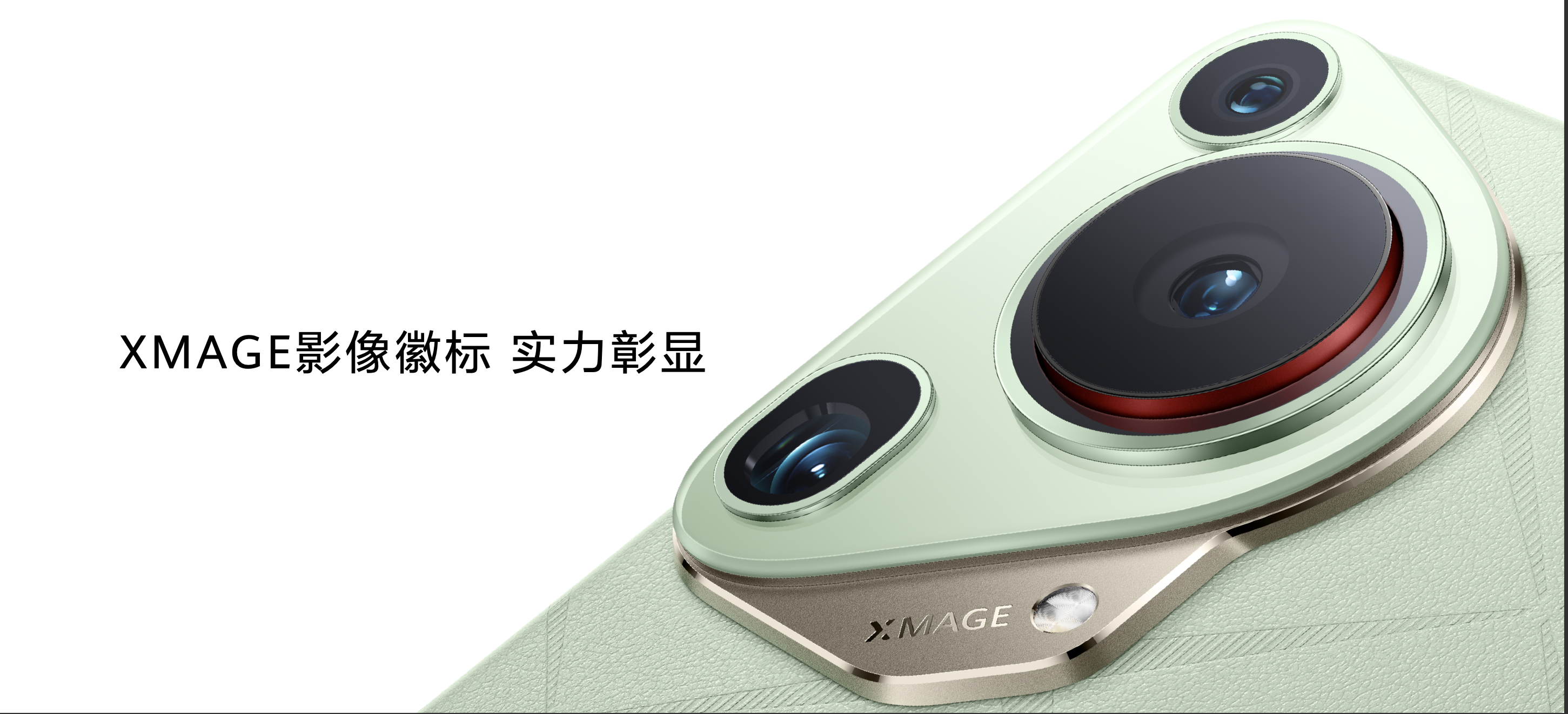 这段时间我也深度体验了华为Pura 70 Ultra，最让我惊喜的就是超级微距，