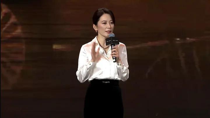 极狐问道 V9来了。俞飞鸿和窦文涛同台问道如何理解这台车呢？它想处理的是高端 M