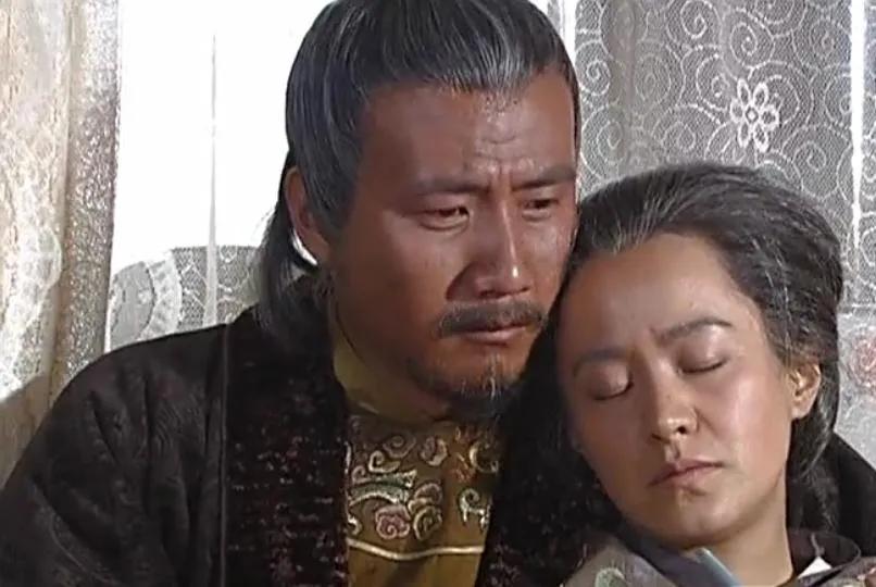 1382年，马皇后出殡，狂风暴雨不止，朱元璋大发雷霆：“雨若不停，送葬人全部陪葬
