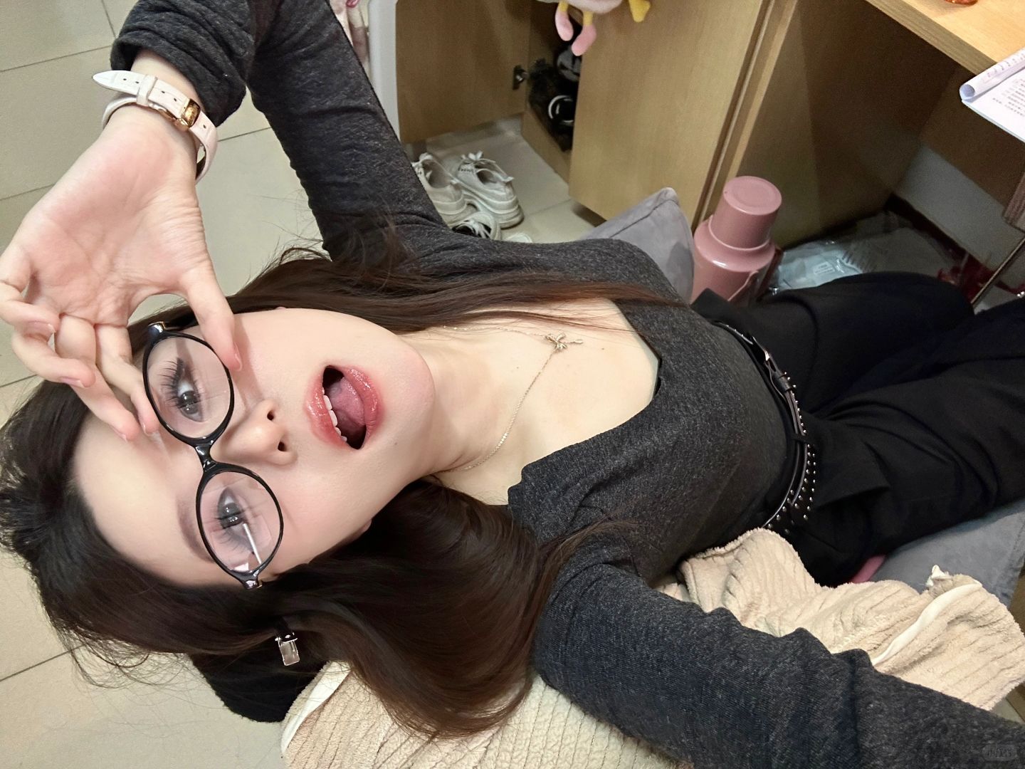 奇奇怪怪的姿势