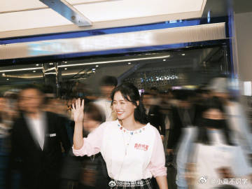 马思纯走出抑郁后的状态 她的每一步都充满了坚强与勇气，马思纯的复苏给我们带来了希