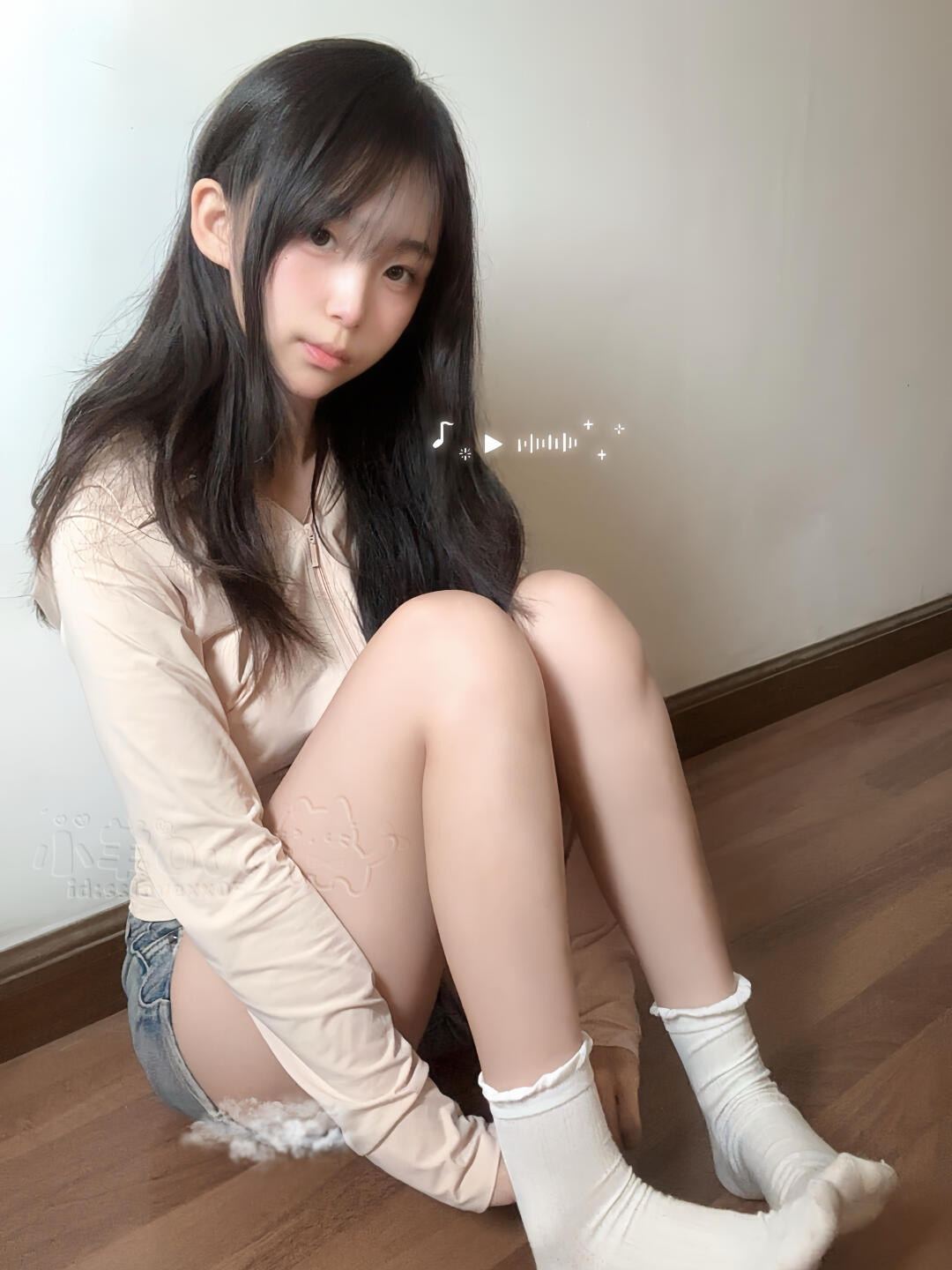 喵喵^ ̳- ‧̫ • ̳^ฅ