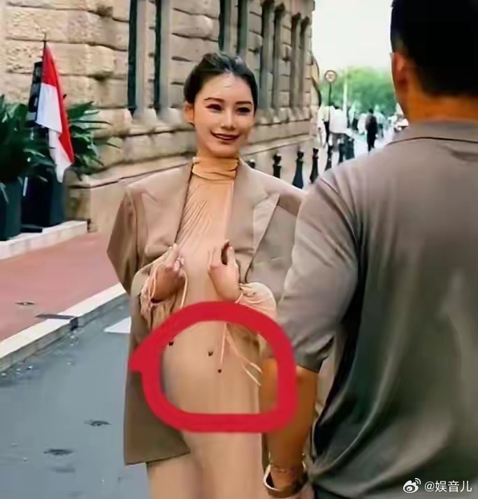 1. 汪小菲家又上热搜，马筱梅被质疑假怀孕、代孕，本人亲自辟谣，张兰也下场发律师