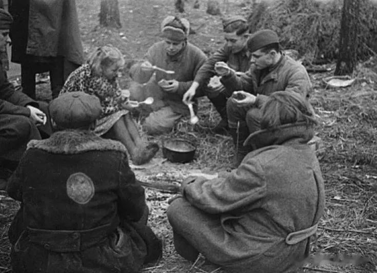 70多年前的那场战争给莫斯科留下了太多的节日，例如尽人皆知的5.9胜利日就不多说