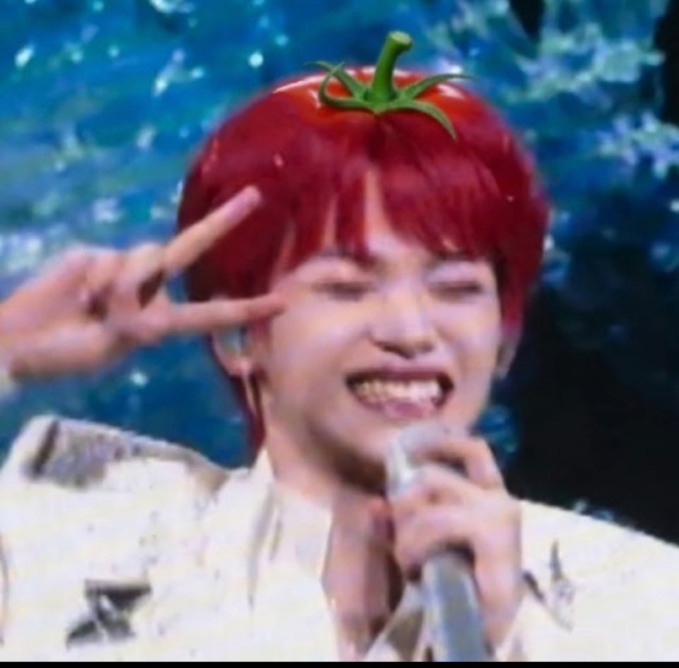 笑喷了，宝宝你是一颗西红柿🍅 