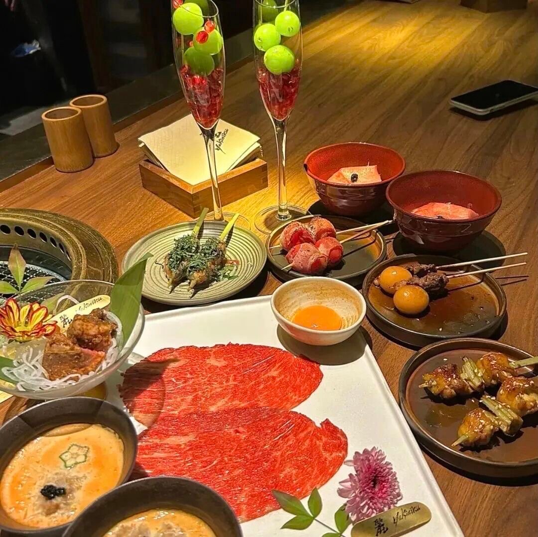  ՞•ᴥ•՞ 🧺⸝⸝ ୨୧⑅︎*“别人的假期：诗和远方；我的假期：床和外卖” 