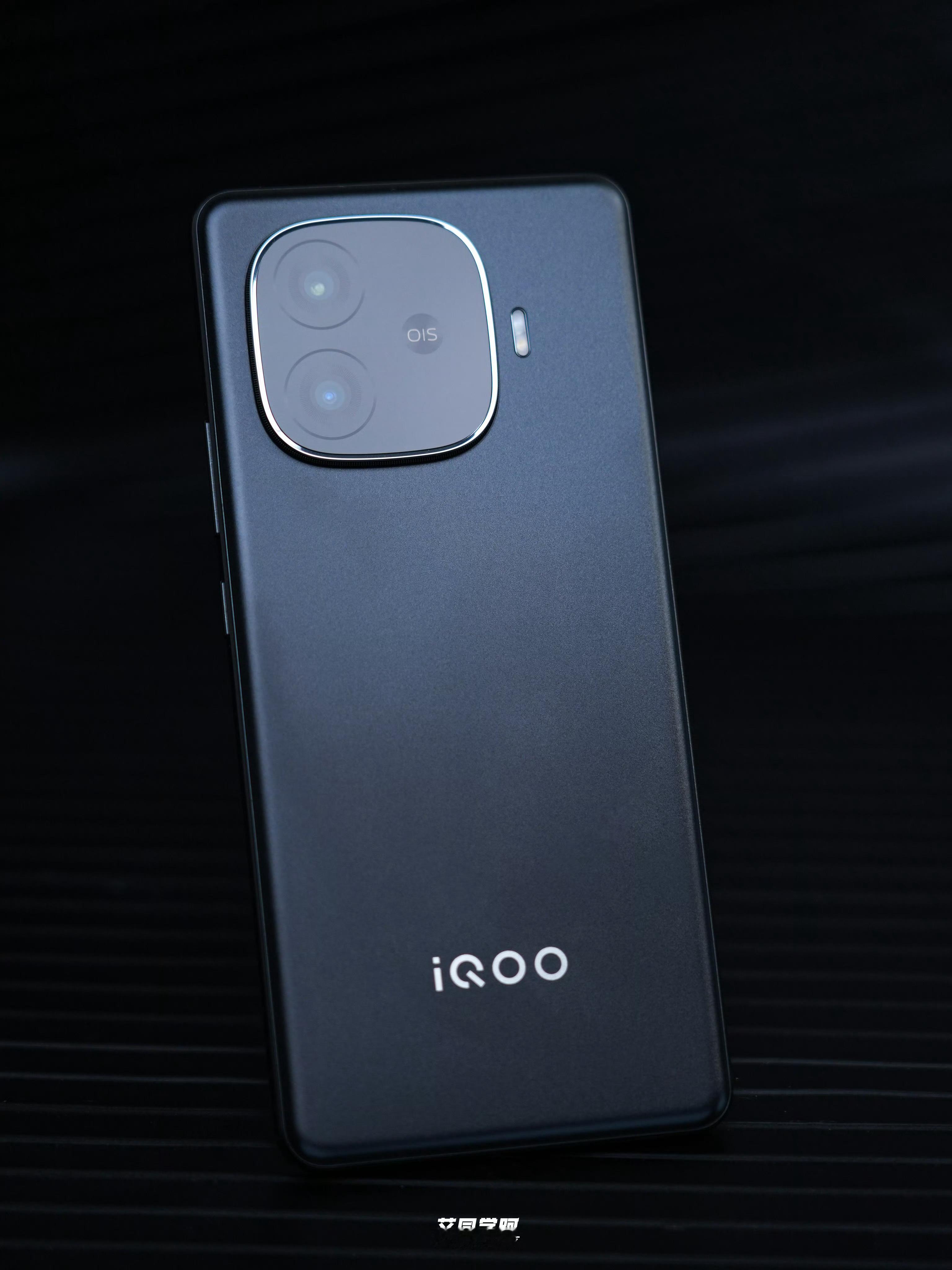 马上2026年！年底再来抽一次福利转➕关，抽一台iQOO Z9 Turbo顶配评