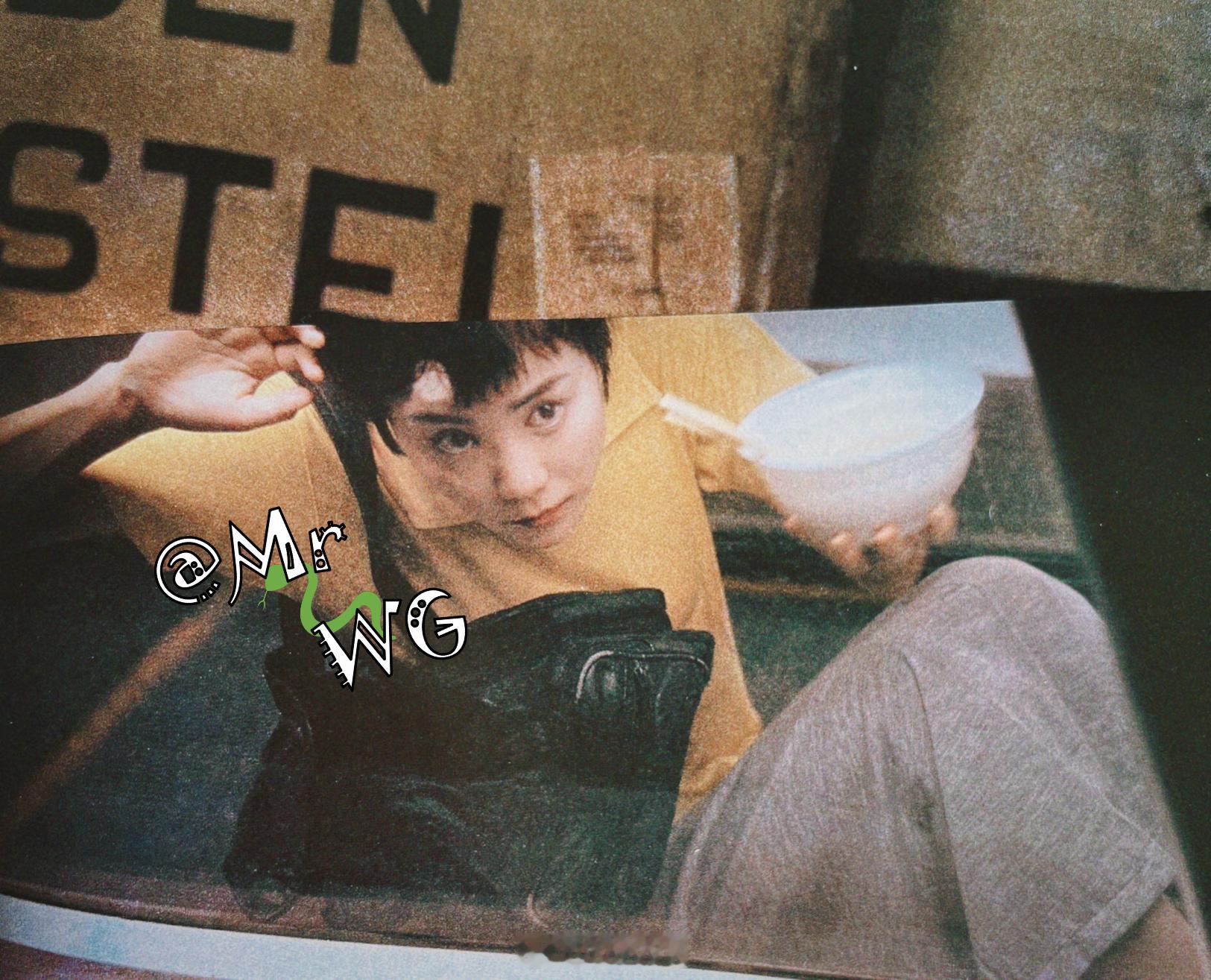 张叔平和王家卫是黄金搭档独家扫描 张叔平几乎包揽了王家卫导演电影的所有美术、造型