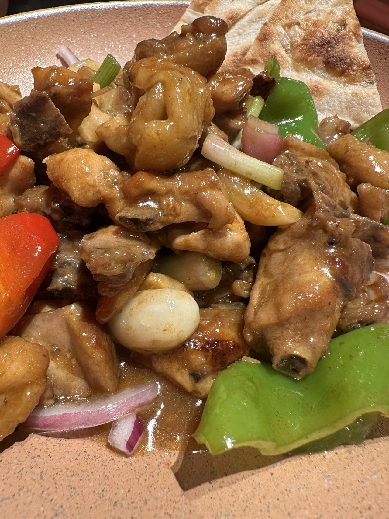 美食 美食不可辜负 无肉不欢 一盘鸡肉 诱人的鸡肉美食