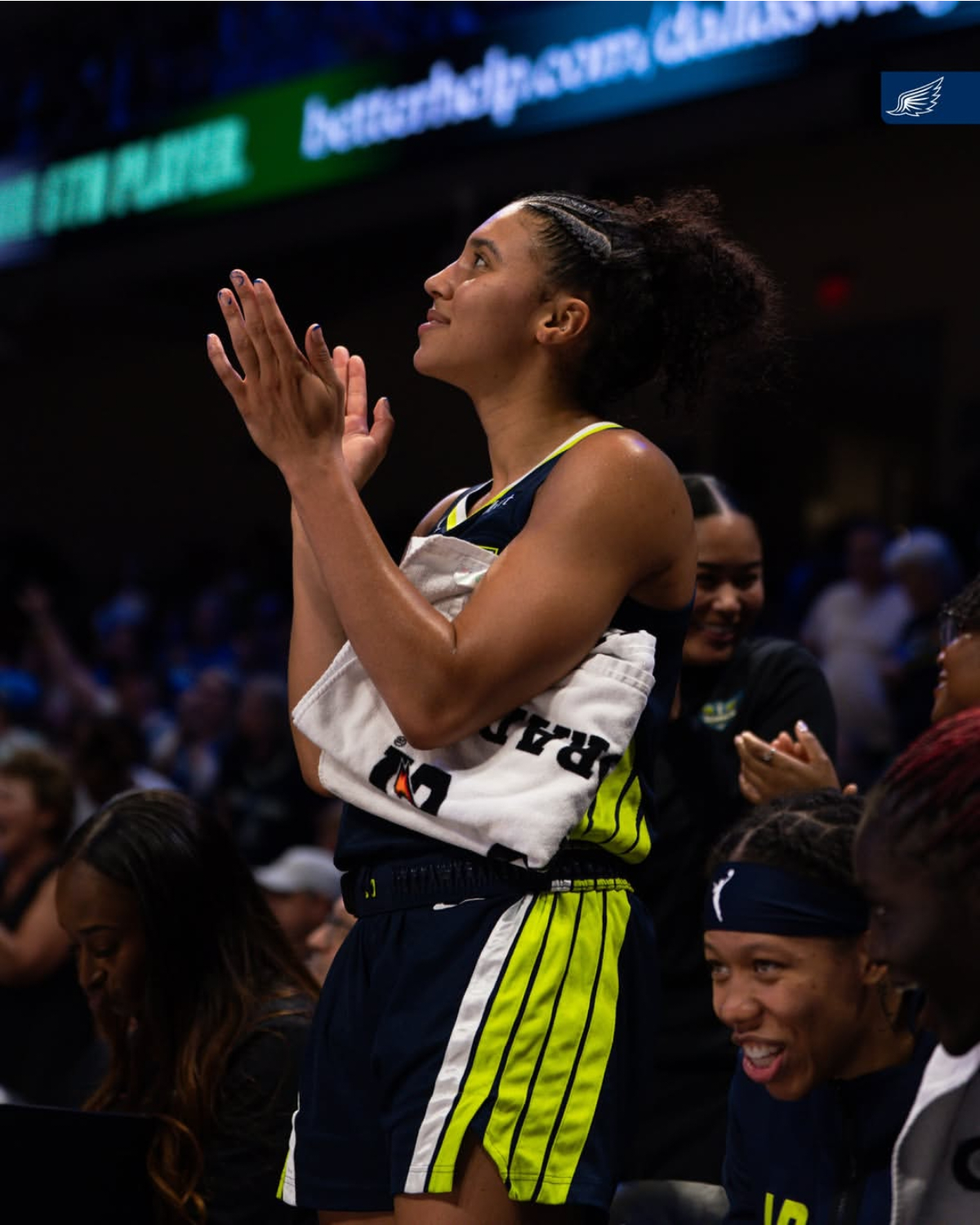 AzziFudd👸peoplesprincessigDallas Wings 