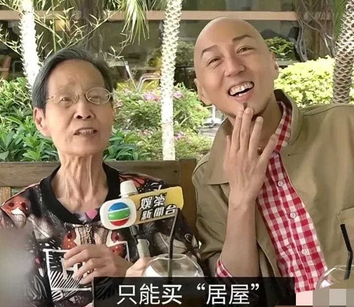 54岁的香港男演员戴耀明，

在社交平台宣布自己入行三十多年首次买房，表示这套房