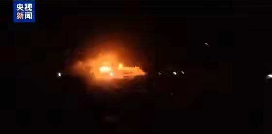 巴基斯坦和阿富汗在边境激烈交火。
巴基斯坦这个国家，它对我们的最大作用就是牵制印