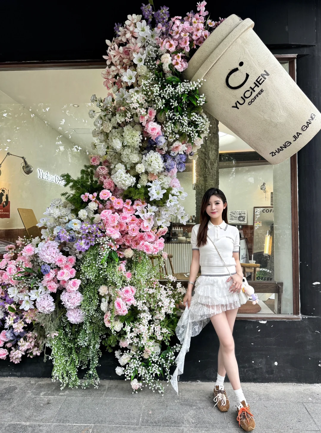 i人咖啡店拍照姿势✨