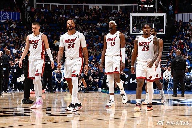 我真的很希望看到这支球队取得成功，但令人遗憾的是，在过去的 26 场比赛中，我们