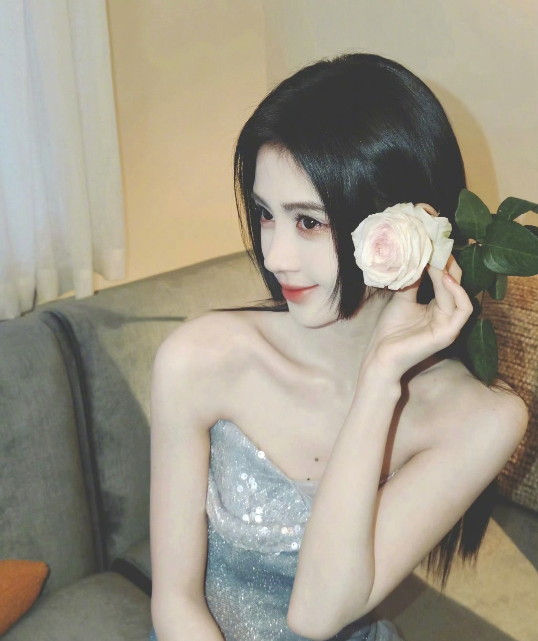 jjy鞠婧祎苏绿夏 jjy鞠婧祎万花世界 “我们一定是一起并肩作战的。”