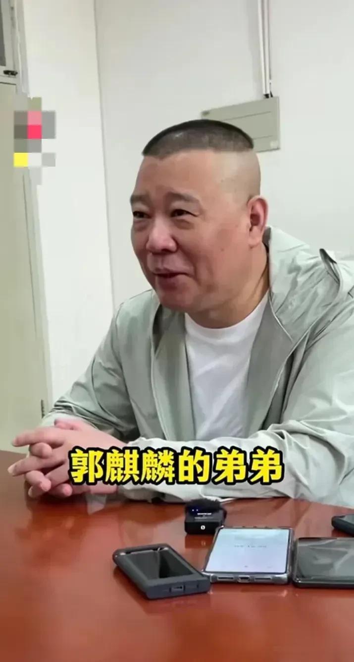 老郭一贯对文凭没什么执念，主要还是找个地方帮他看着郭汾阳，别跑丢了，别饿瘦了，其
