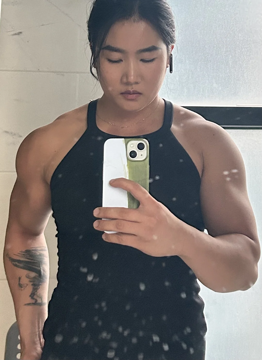 手臂回头率99.999999%