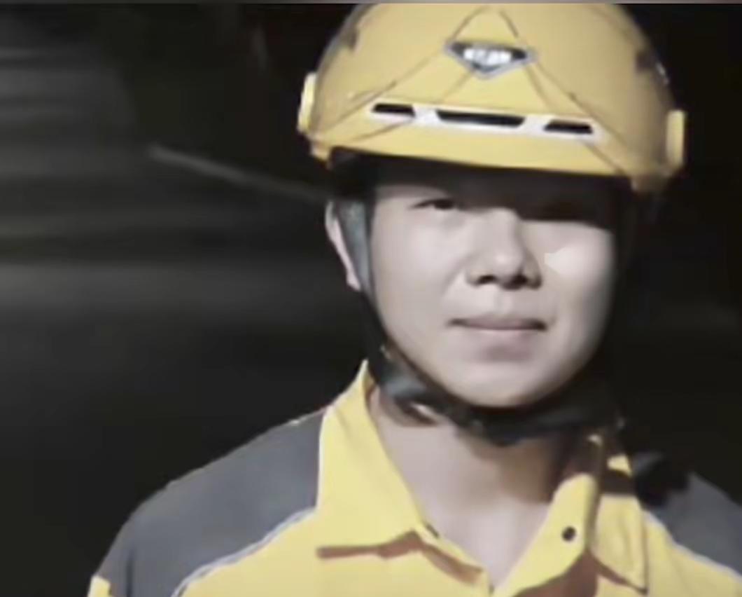 救人遇难的20岁贵州凯里外卖骑手金小武，当地政府认定其见义勇为！外卖平台送家属五
