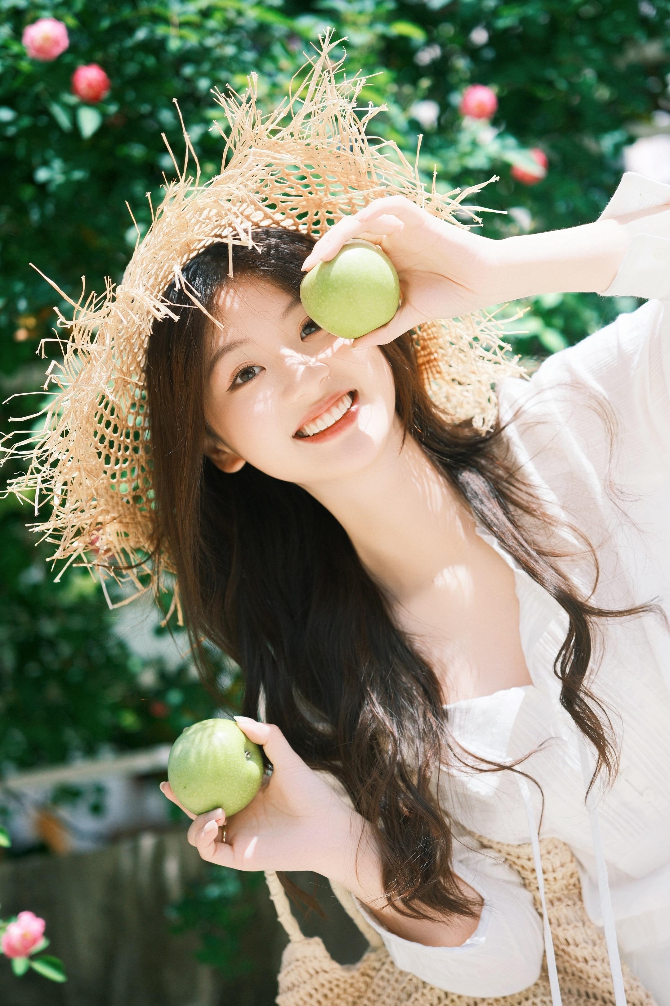空气像青苹果🍏来学富士直出参数📝。也是终于拍上青苹果啦！ 五一小长...