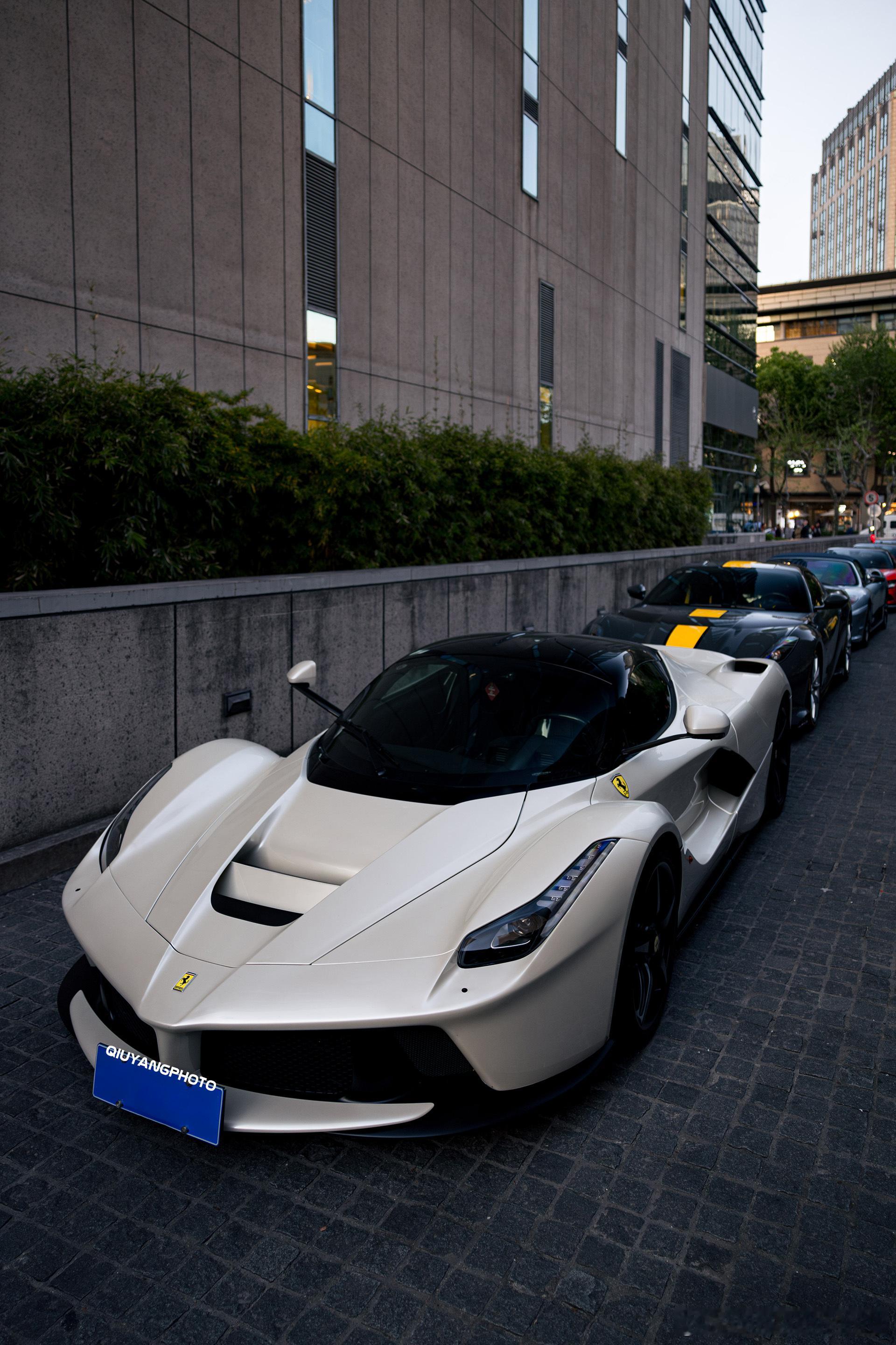 Ferrari Laferrari #cars01豪车拍# 来参加法拉利内地首家