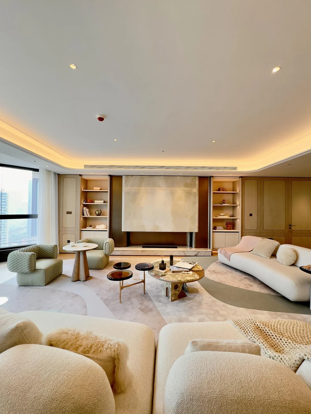 上海553m²的家，8100W一手新房丨直接可定