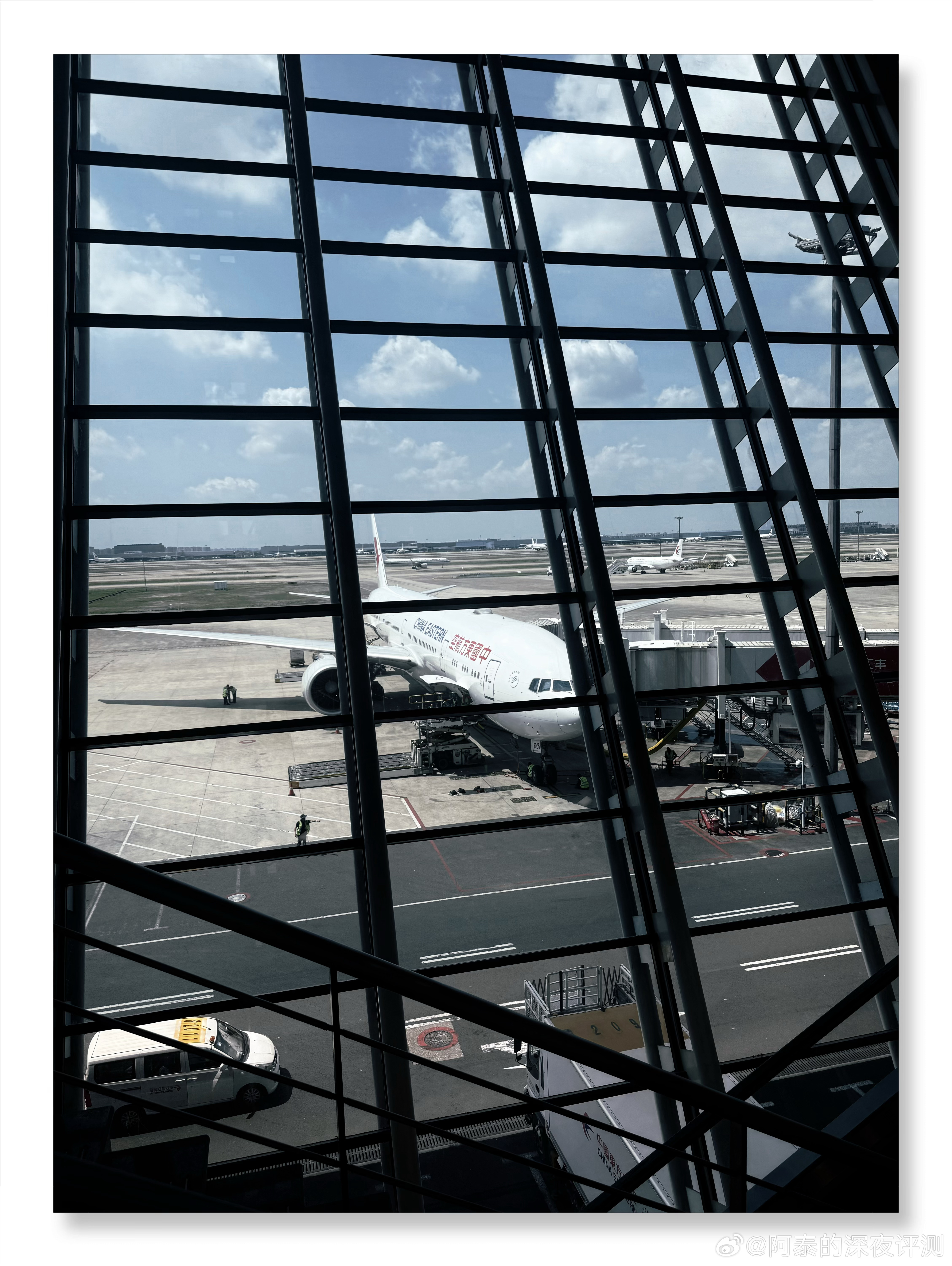 马上起飞✈️，飞旧金山[羞嗒嗒]看今年苹果新品🙋你期待iPhone17吗今年的