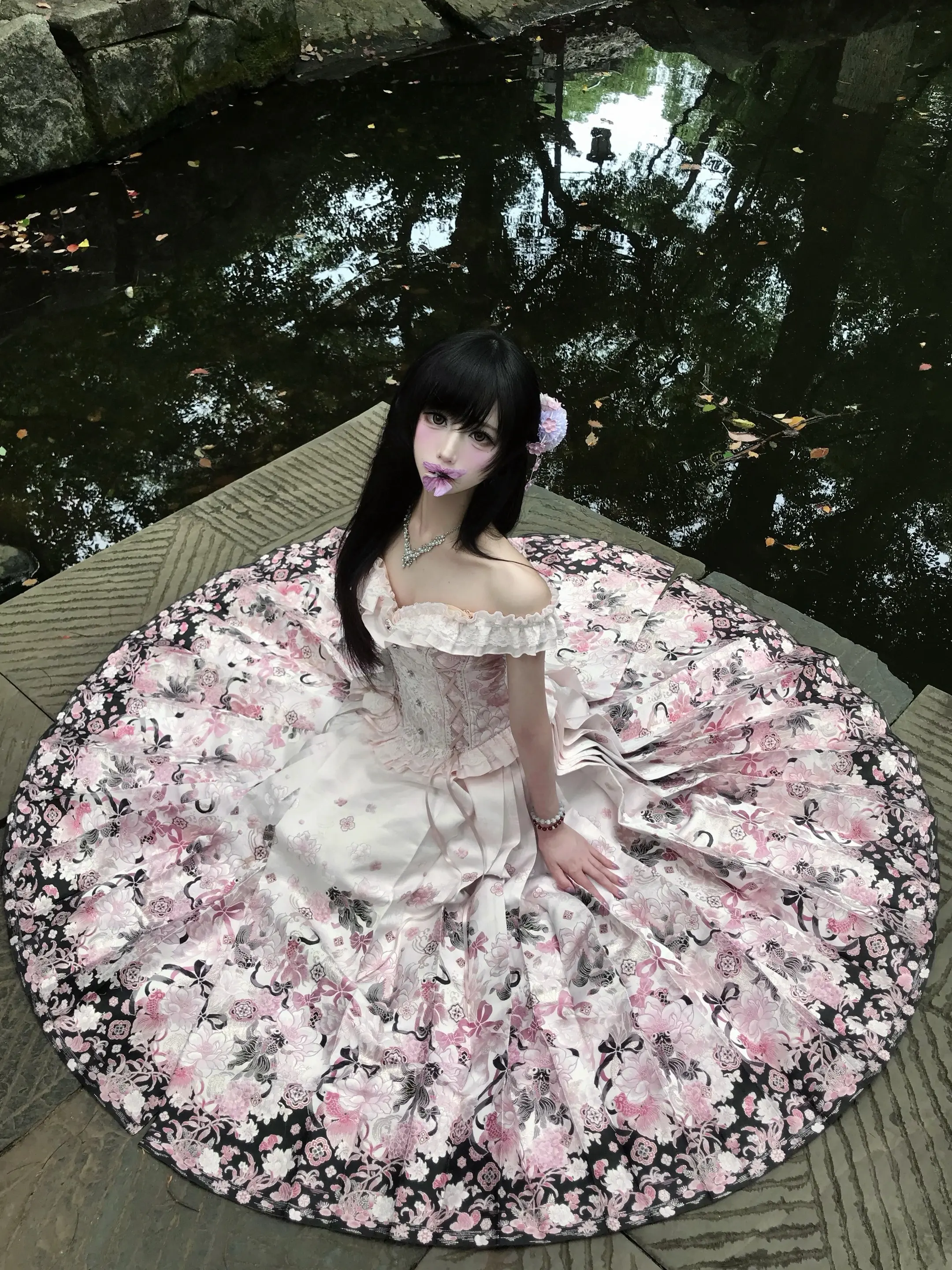 一种相思 花自漂零自流