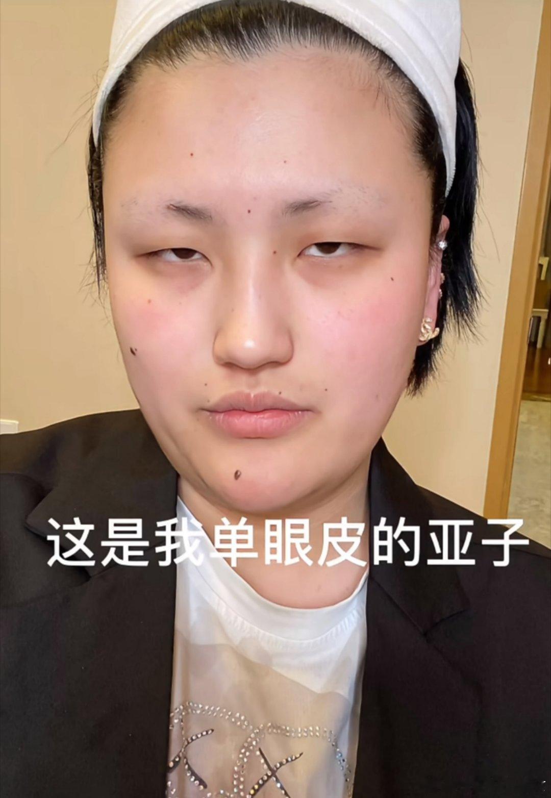 韩美娟赤木刚宪穿婚服合照？？？？赤木刚宪变成赵露思了？？？？好离谱啊 ​​​