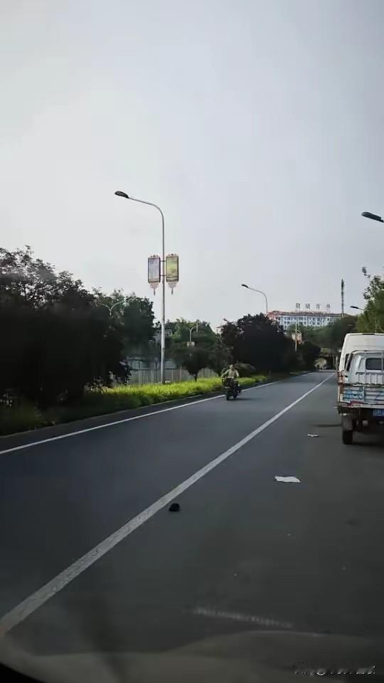 70后这批人离开之后，会发生什么变化？
70后大约2.2亿人，现在最大56岁，最