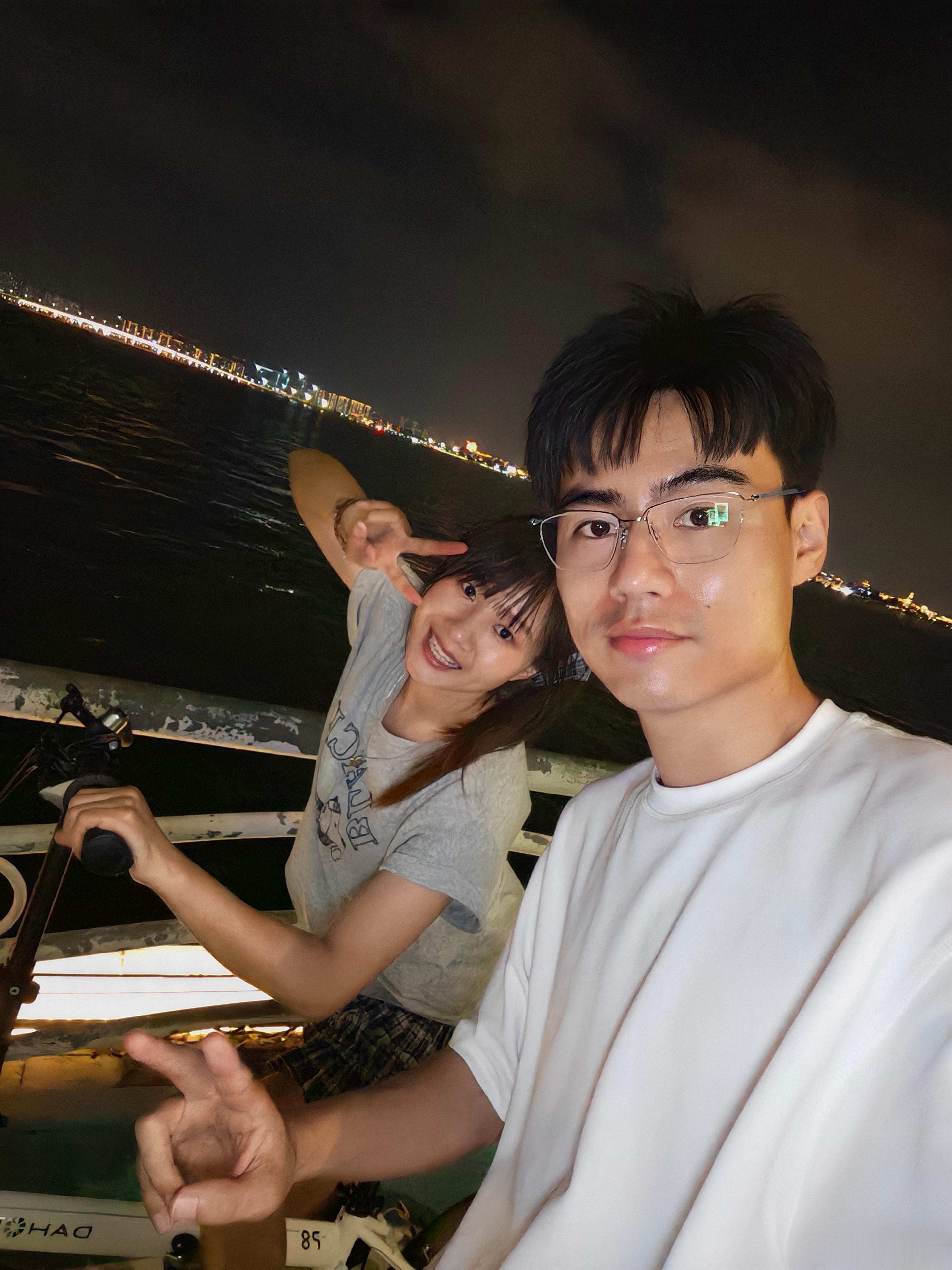 厦门确实很宜居，吃完饭工作室附近有个海边自行车道，骑骑车吹吹风消消食不要太惬意?