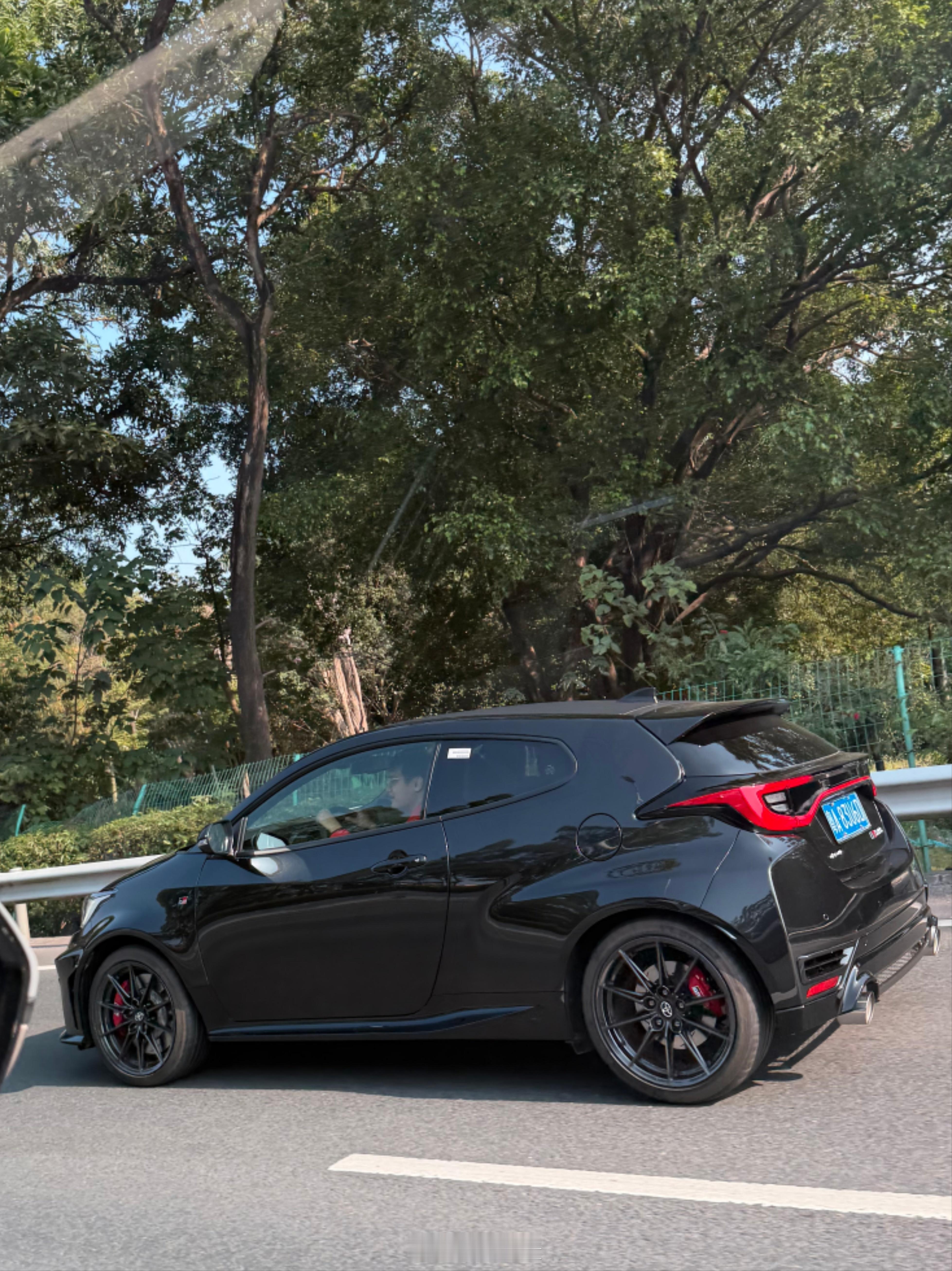 哇，是雅力士王！ 