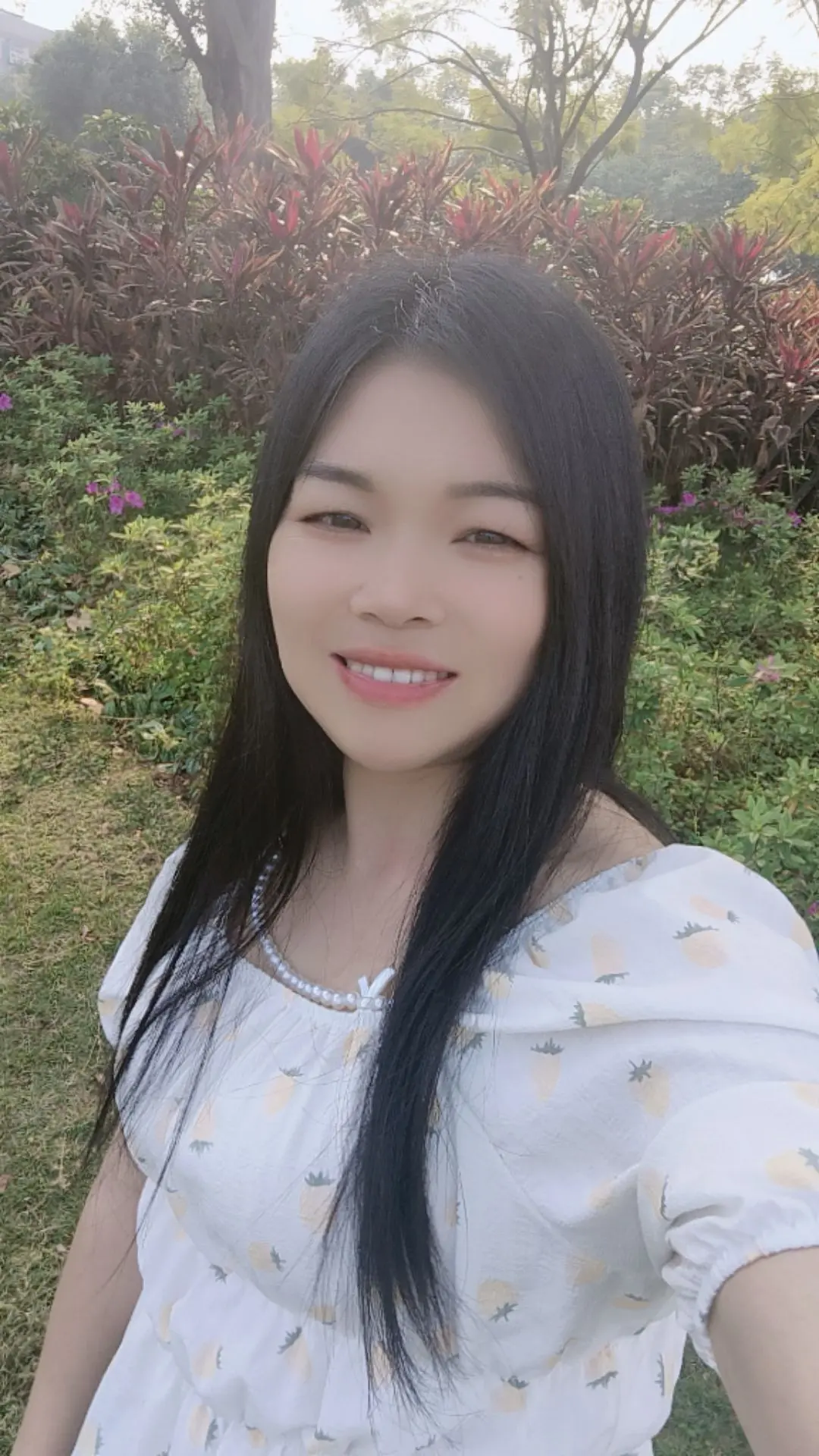爱笑的傻丫头