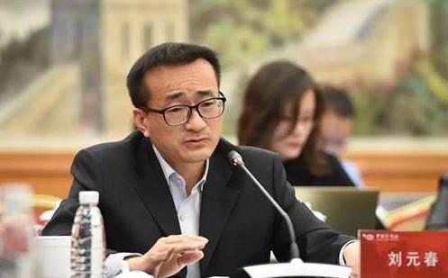 著名经济学家一针见血地说：中国消费拉不起来的根本原因，从来不是老百姓舍不得花钱，