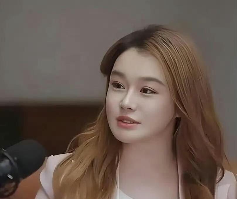 赔掉两亿身家，豪宅沦落为出租屋，产后刚出月子便被扫地出门——究竟是谁，撕碎了邹市