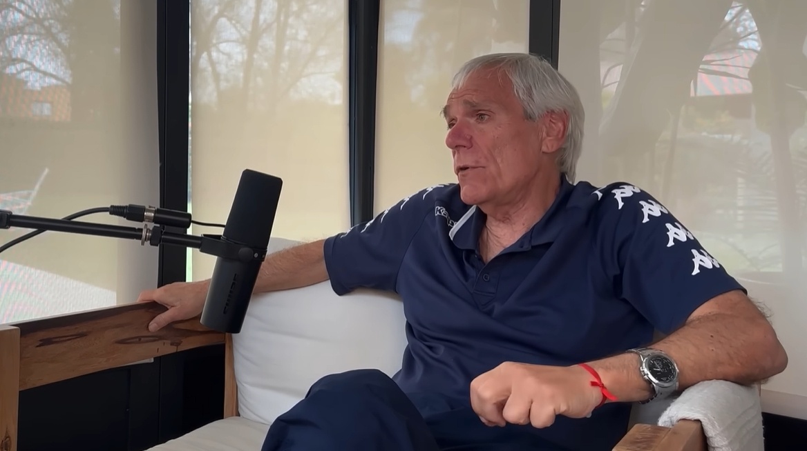 梅西人格魅力太大了，球王实至名归。梅西夺冠奖金分给了足协员工和球员 ​​​